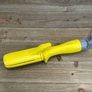 Drybar The Straight Shot Blow-Drying 1.25" Flat Iron